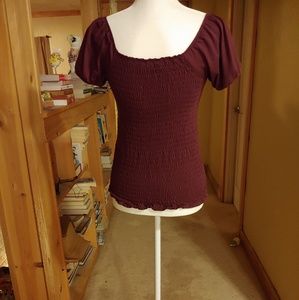 Aeropostale Tops - Aeropostalae. Crop. Smocked. Cap Sleeves. Aeropostale Tops - Aeropostalae. Crop. Smocked. Cap Sleeves.